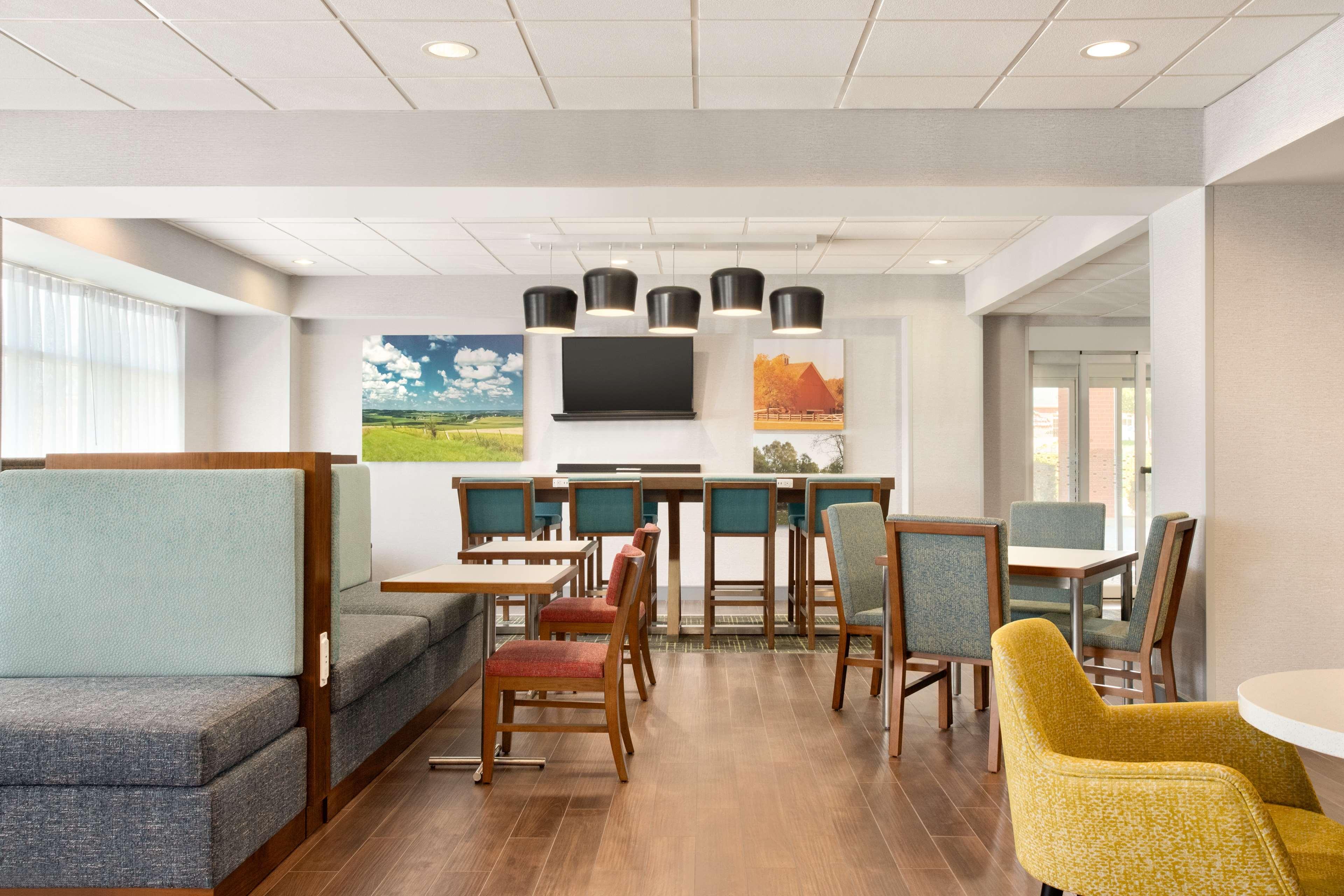Hampton Inn St. Louis-Columbia Millstadt Junction Εξωτερικό φωτογραφία