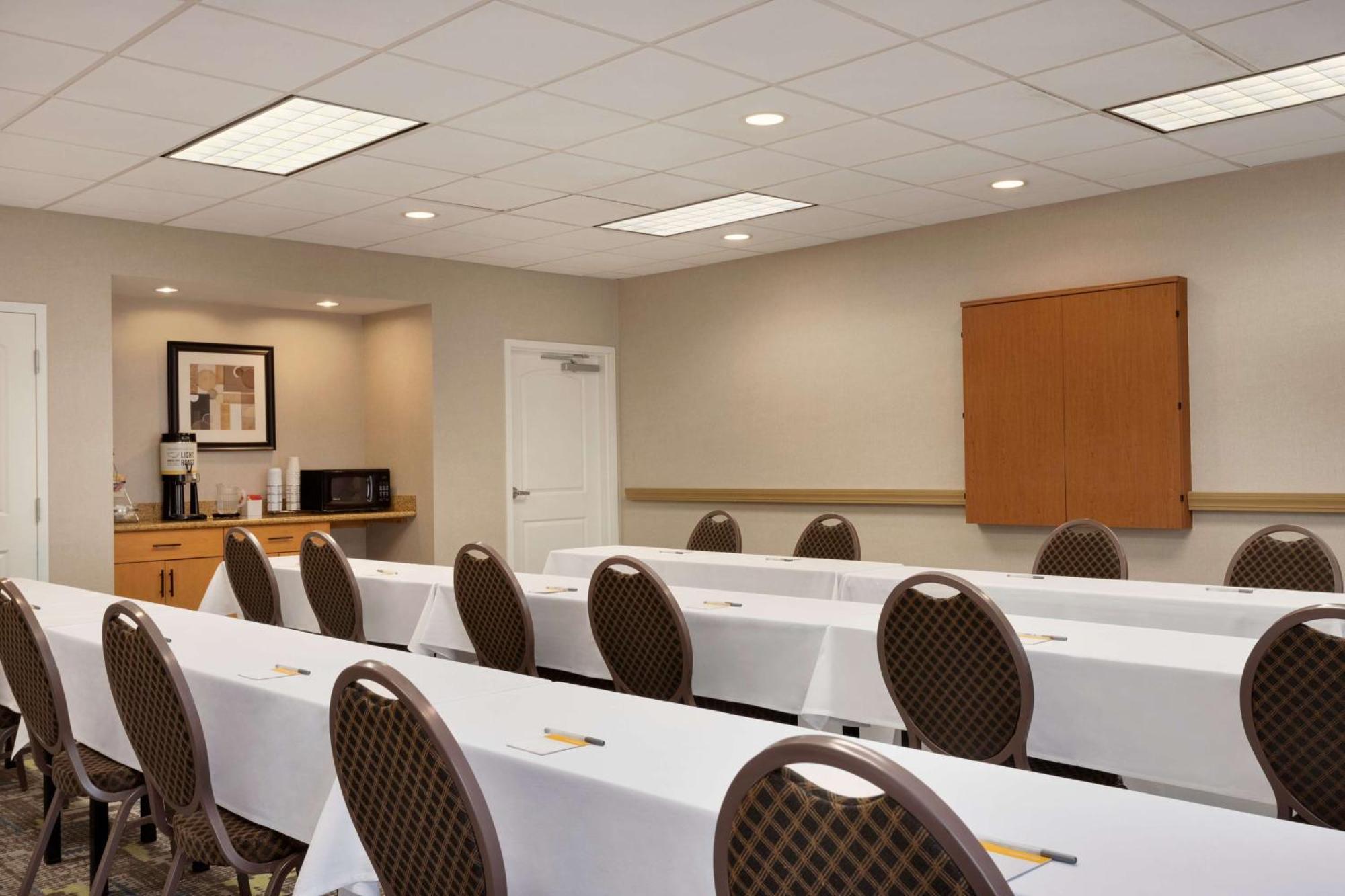 Hampton Inn St. Louis-Columbia Millstadt Junction Εξωτερικό φωτογραφία