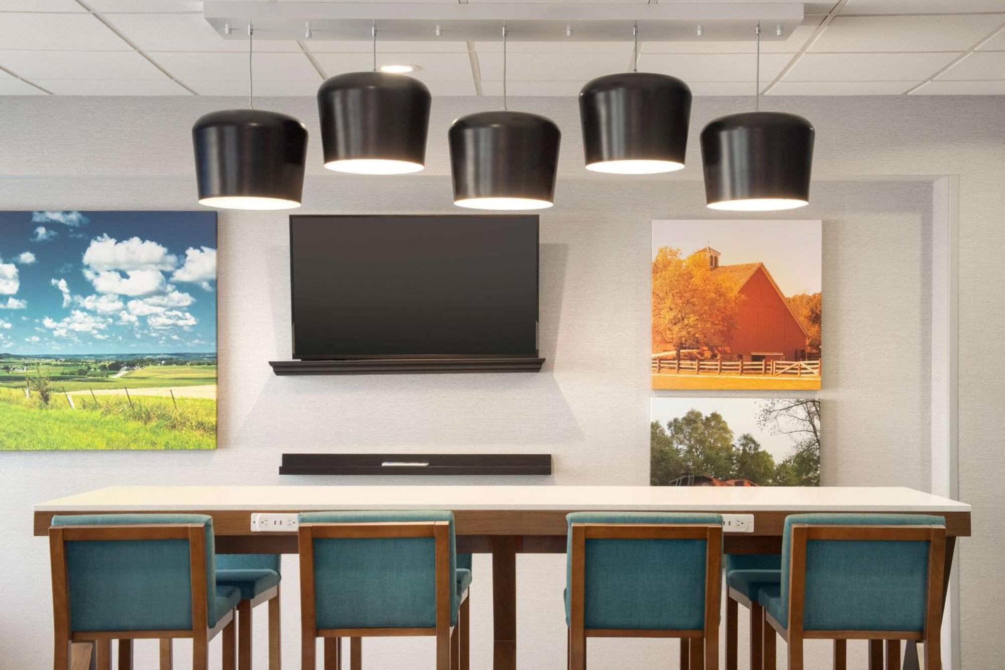 Hampton Inn St. Louis-Columbia Millstadt Junction Εξωτερικό φωτογραφία