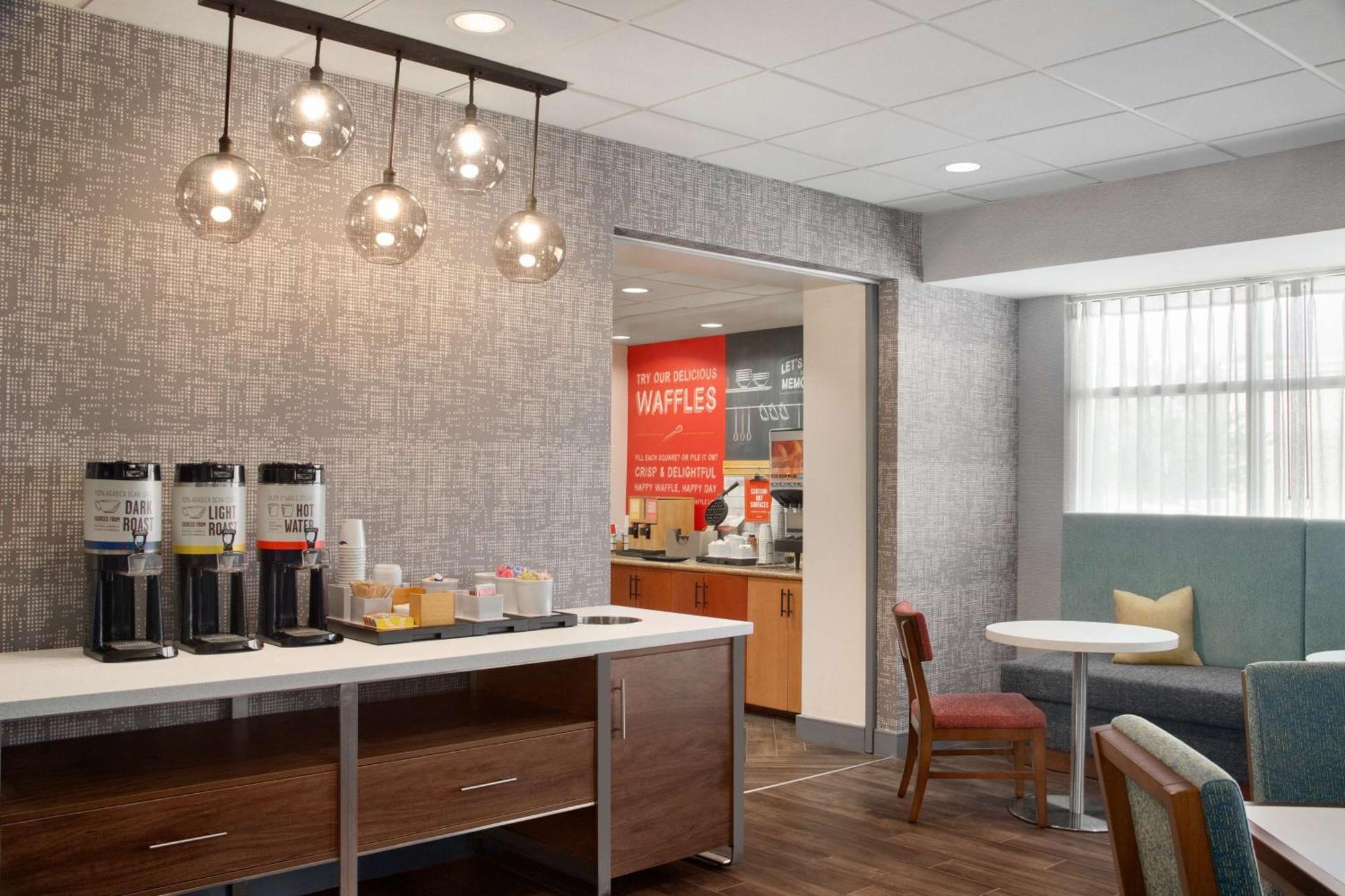 Hampton Inn St. Louis-Columbia Millstadt Junction Εξωτερικό φωτογραφία