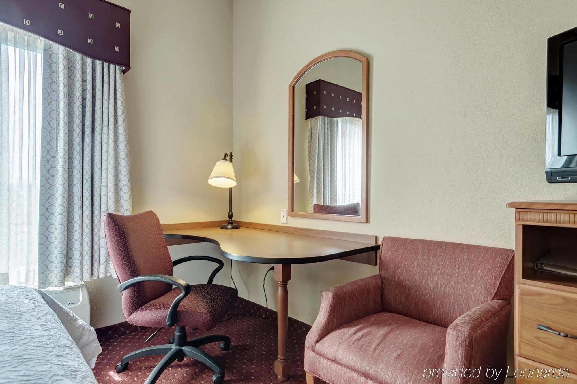 Hampton Inn St. Louis-Columbia Millstadt Junction Εξωτερικό φωτογραφία
