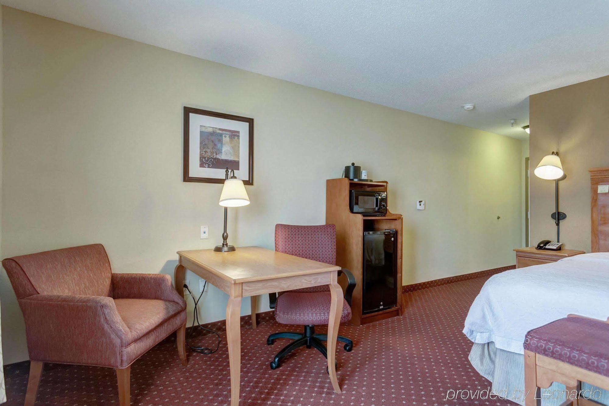 Hampton Inn St. Louis-Columbia Millstadt Junction Εξωτερικό φωτογραφία